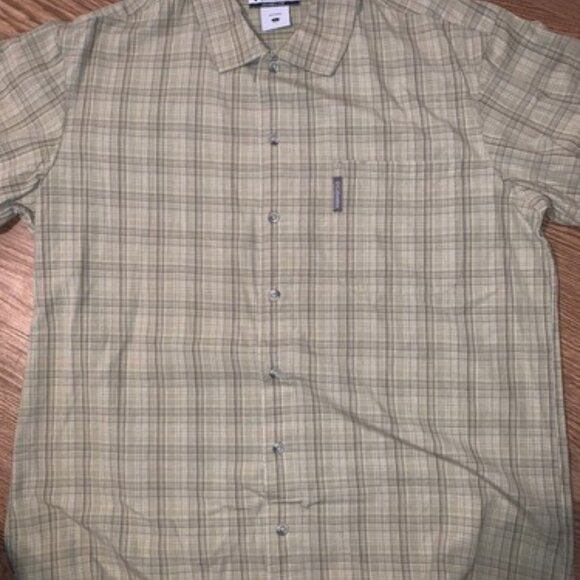 Columbia Mens Green Plaid Short Sleeve Button Down Large Outdoors Casual - Picture 2 of 7